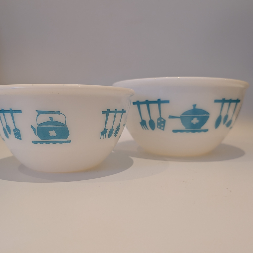 Vintage White Bowls with Blue Kitchenware Design